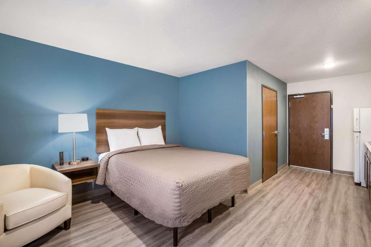 Woodspring Suites Detroit Madison Heights Bagian luar foto